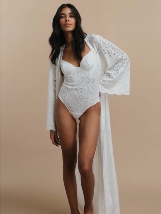 The Robe Other - White Lace Long Robe - Bridal NWT